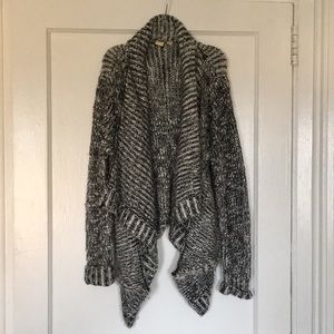 Black/white slouchy cardigan